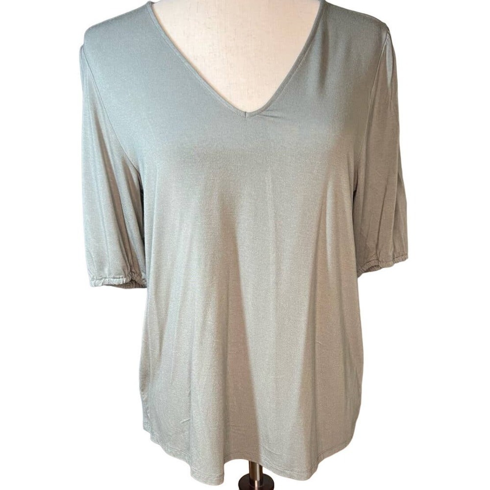 Women's Loft Factory Top, V-Neck, 3 Quarter Sleeves, Khaki, Medium